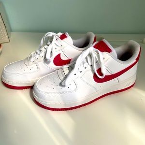 Nike Air Force 1